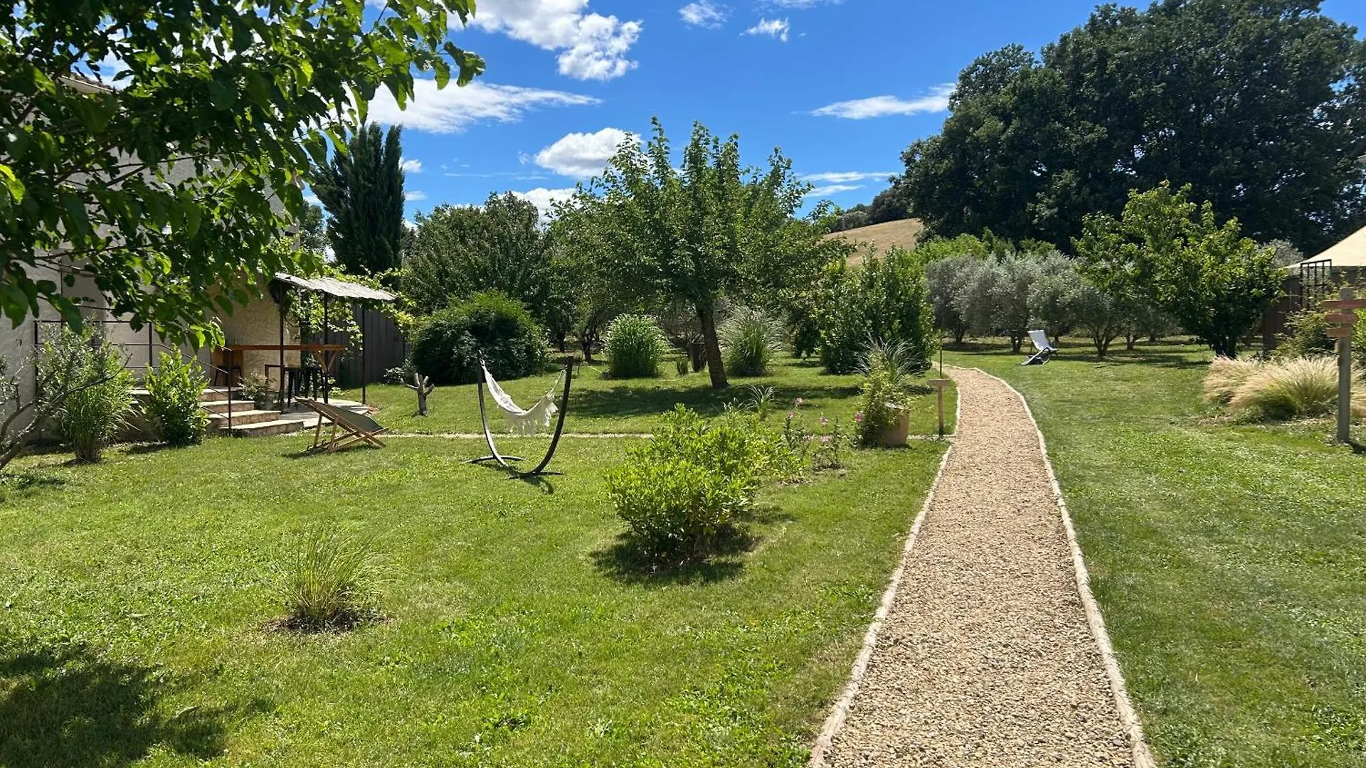 Vakantiehuis Sous Les Etoiles En Provence, Gite Les Grands Chenes Lurs Frankrijk