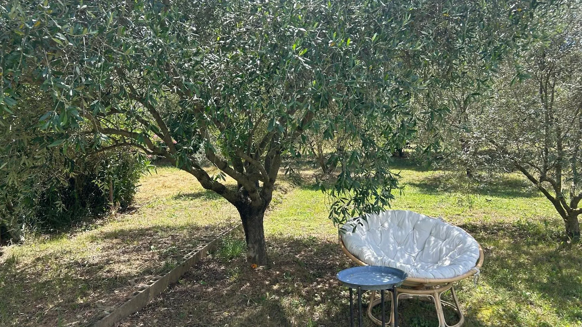 Vakantiehuis Sous Les Etoiles En Provence, Gite Les Grands Chenes Lurs